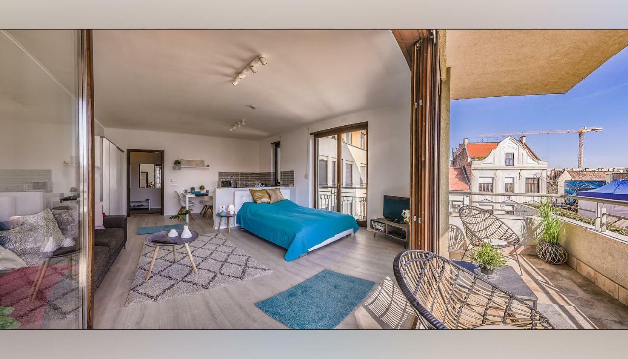 Sunny Deluxe Apt. & Terrace Budapest Exterior photo